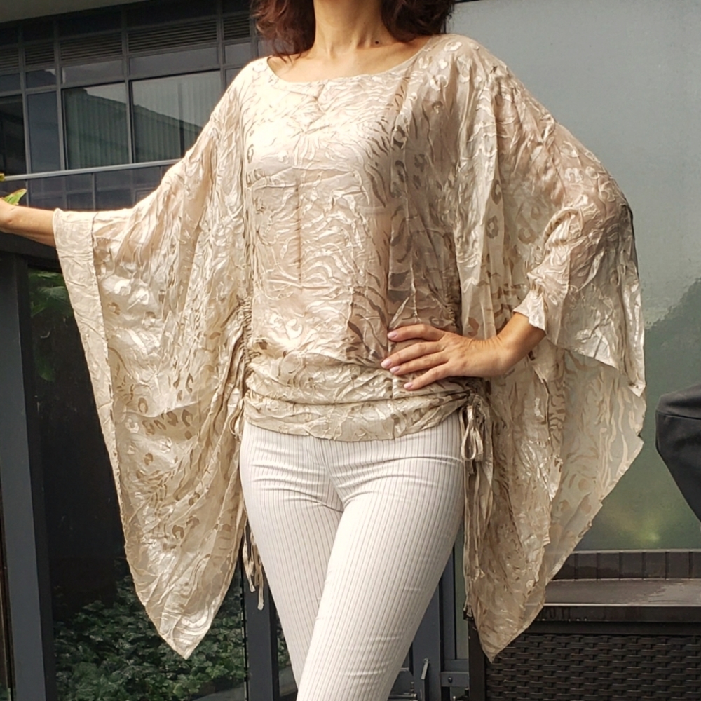 NWT Guess by Marciano silk top